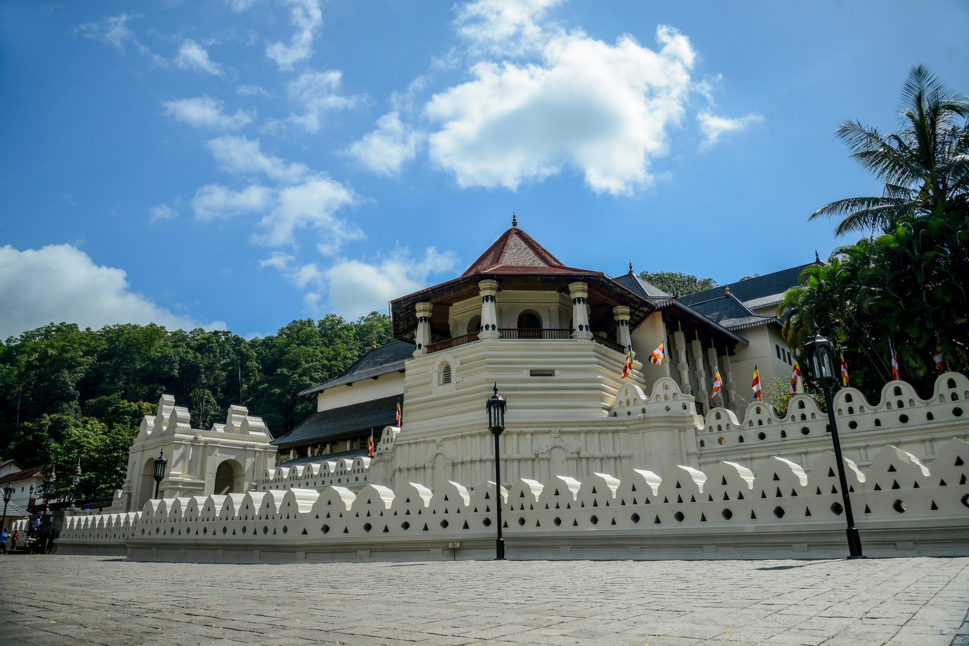 Temple of the Tooth in Kandy