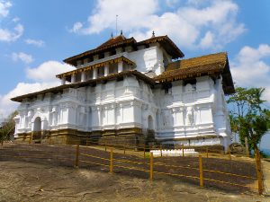 Lankatilaka Vihara in Polonnaruwa