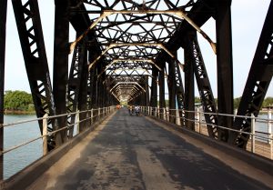 Kallady Bridge, Batticaloa (inside view)