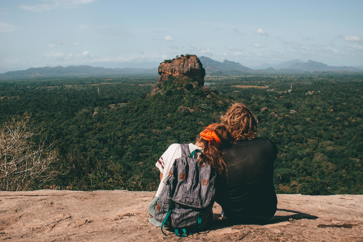 Fancy a wide palette of Honeymoon Destinations? Sri Lanka has got you covered!