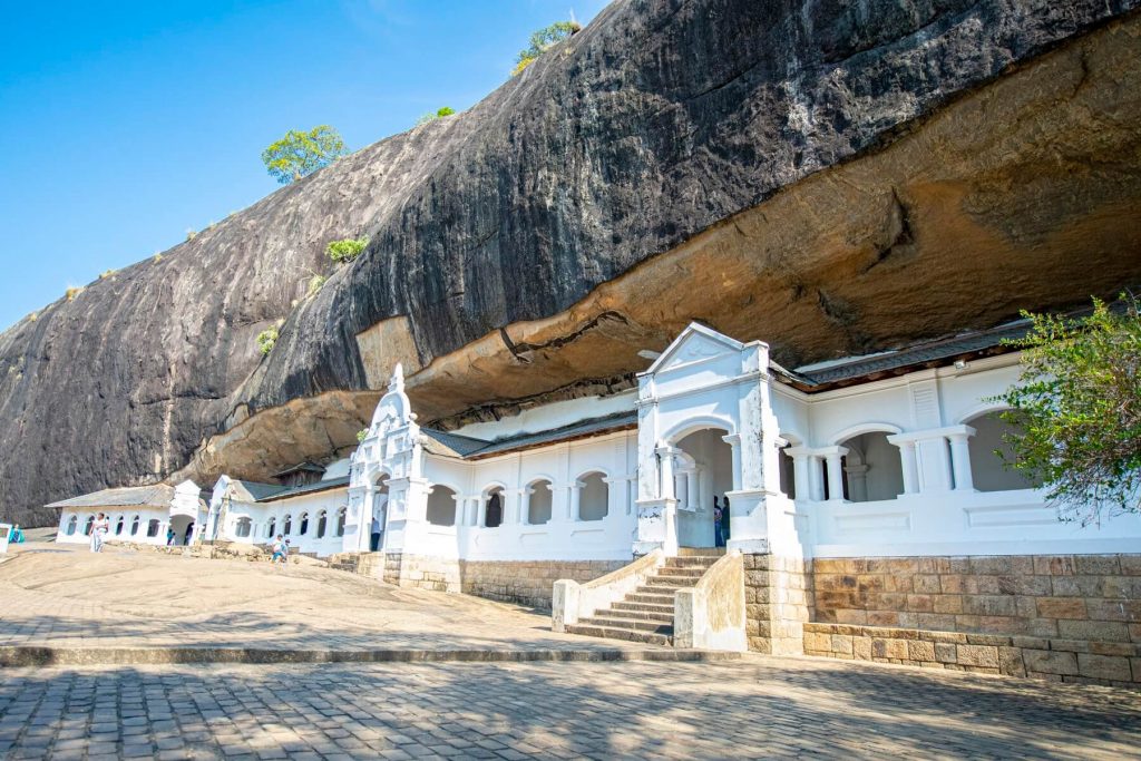 Dambulla Cave Temple