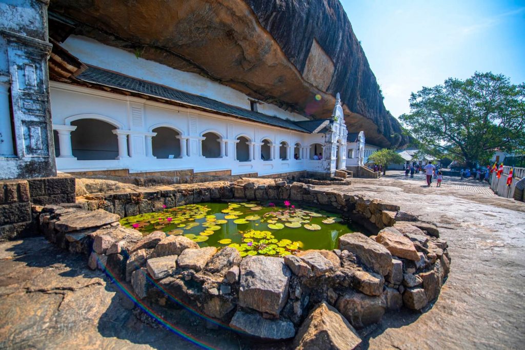 Dambulla Cave Temple