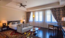 Junior Queen Suite accommodation in colombo