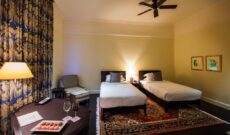 Landmark Twin Room accommodation in colombo