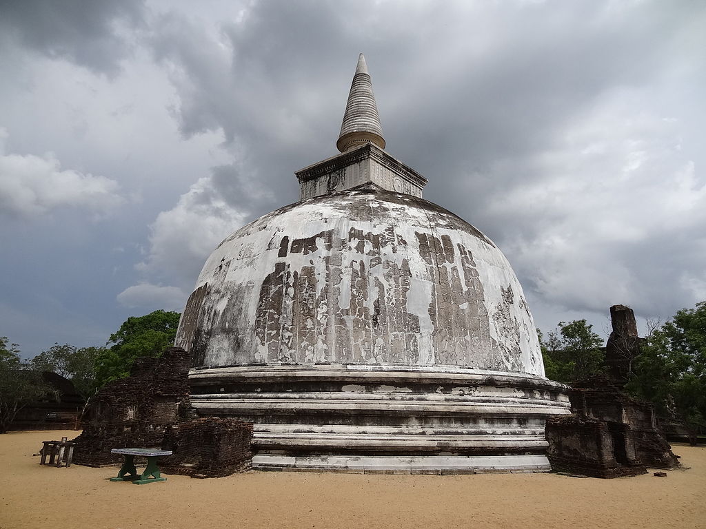 Kiri Vihara in Polonnaruwa