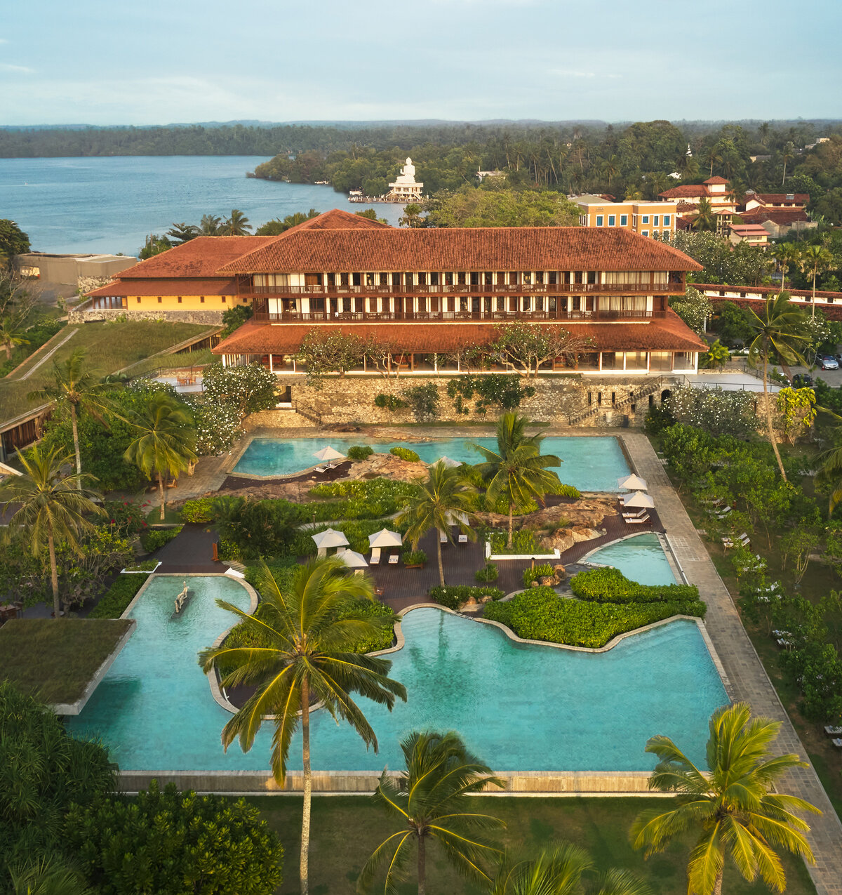 Cinnamon Bentota Beach