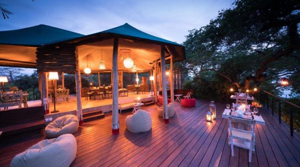 Flameback-Ecolodge