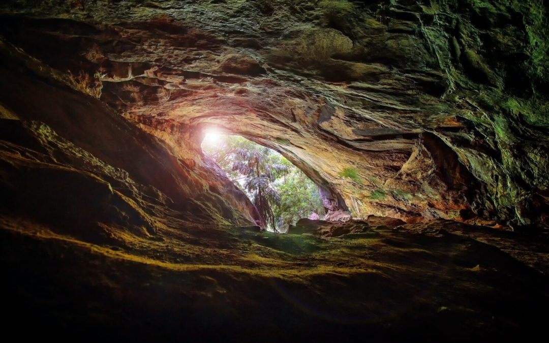 Caving Tour In Sri Lanka