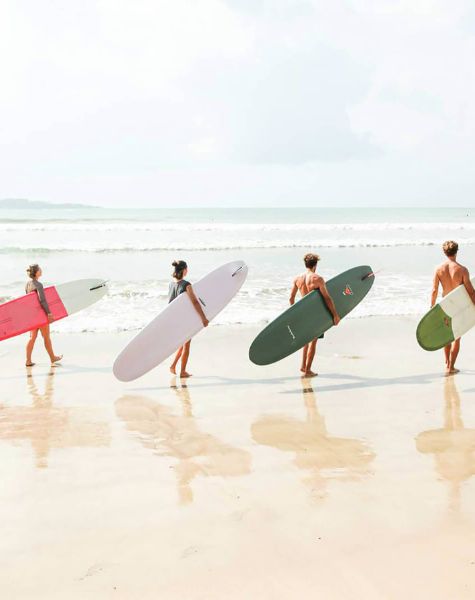 Surfing in Sri Lanka