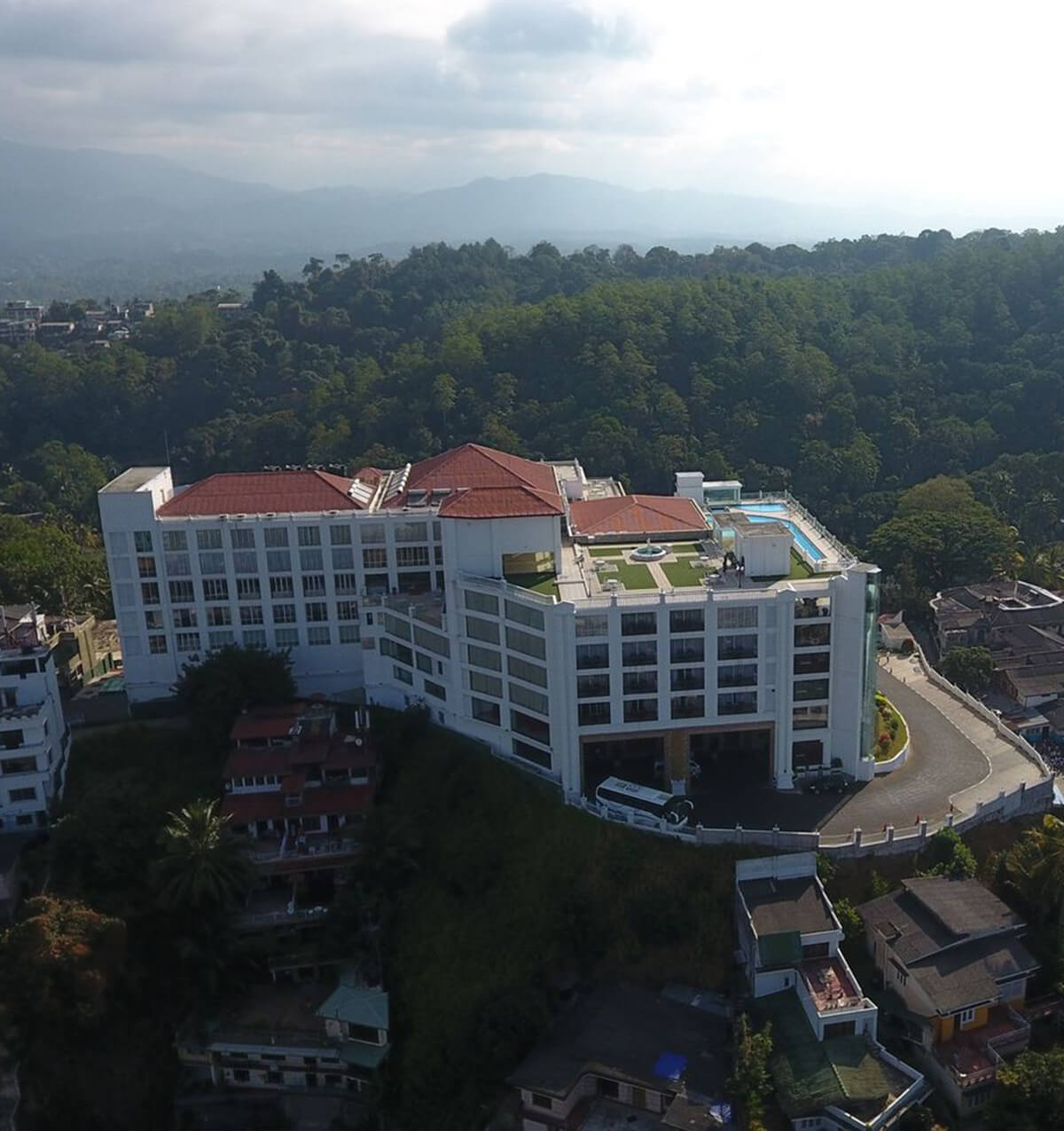 Grand Kandyan Hotel