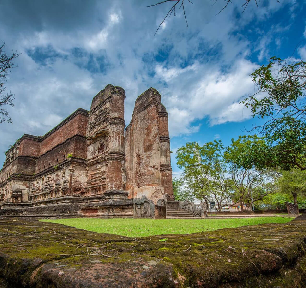 Lankathilaka Vihara