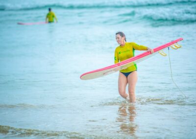 surf lady in arugambay