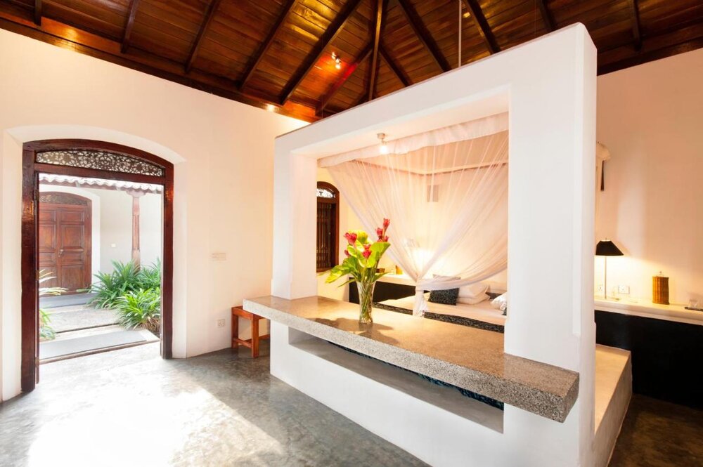 Saffron Suite Apa Villa