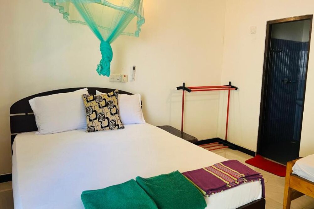 Budget Double Room Lal home stay