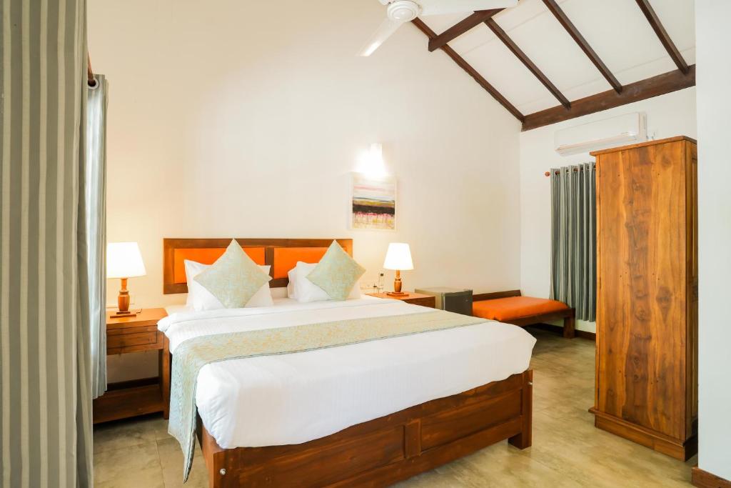 “Out of the Blue” package Mirissa Beach Villa