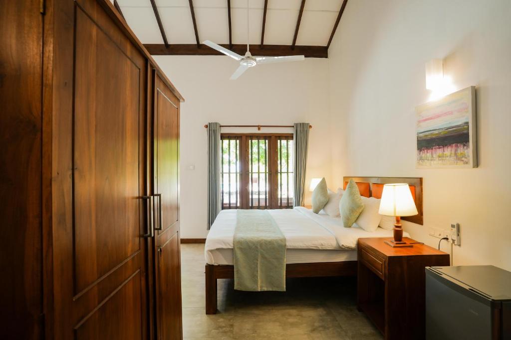 Double Room with Sea View Mirissa beach villa